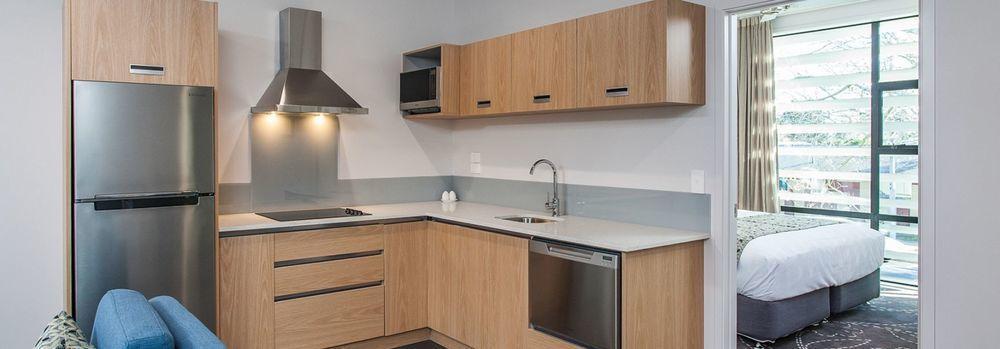 One88 On Commerce Whakatāne Exterior foto A modern kitchen