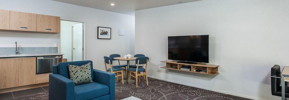 One88 On Commerce Whakatāne Exterior foto A living room in a typical apartment