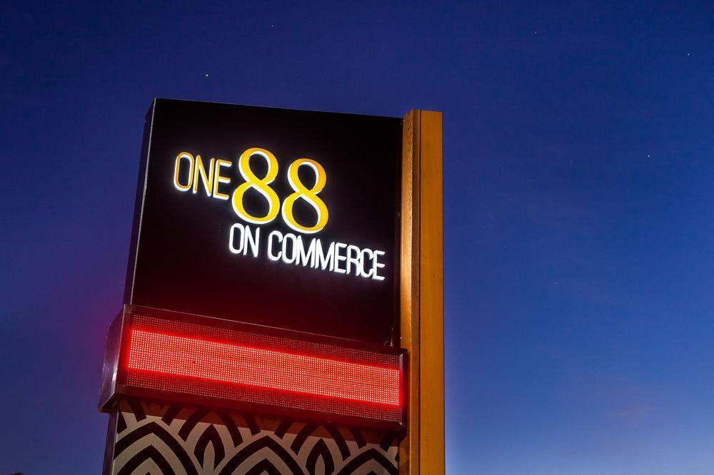 One88 On Commerce Whakatāne Exterior foto One88 on Commerce