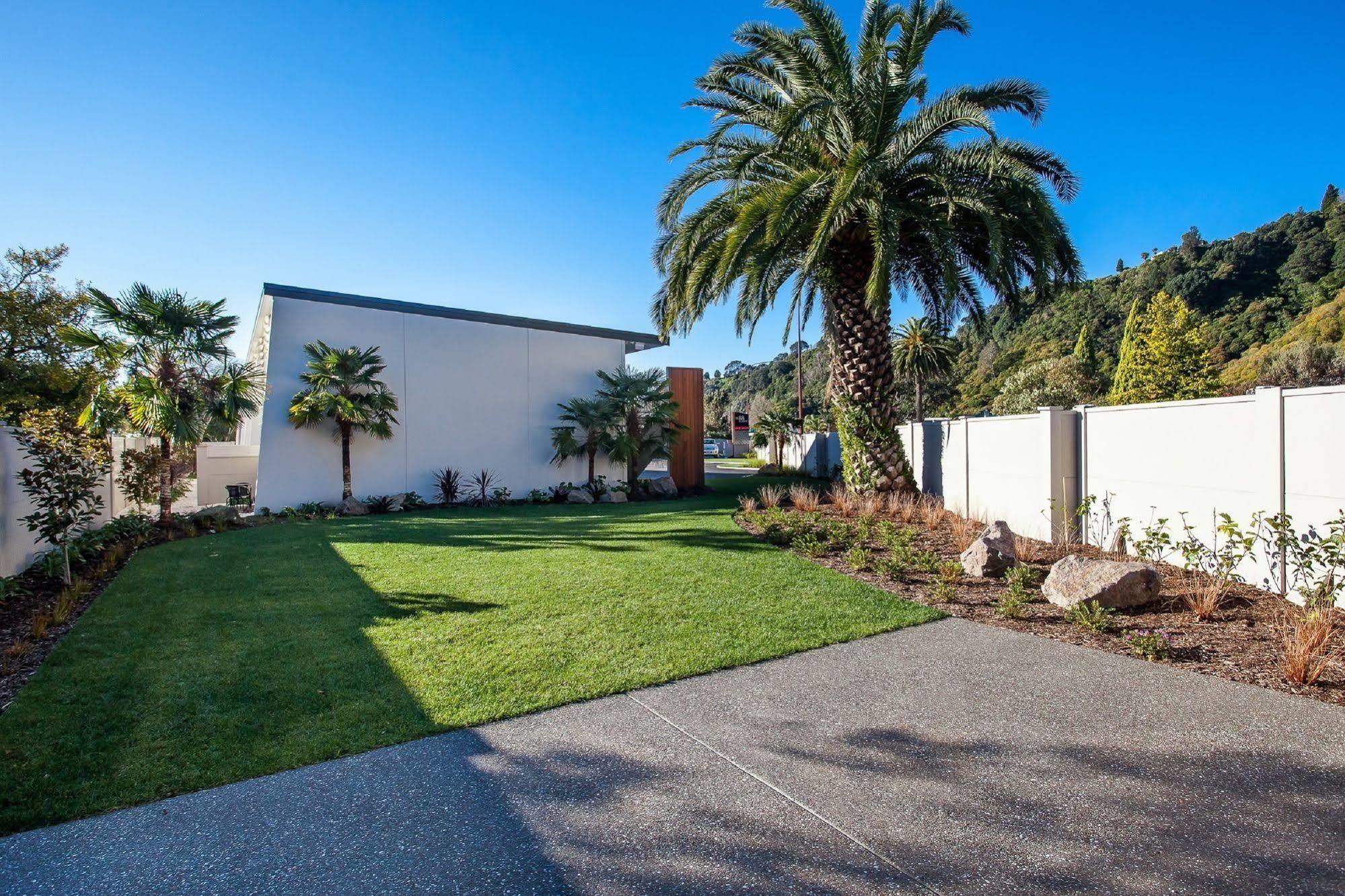 One88 On Commerce Whakatāne Exterior foto The house in 2015